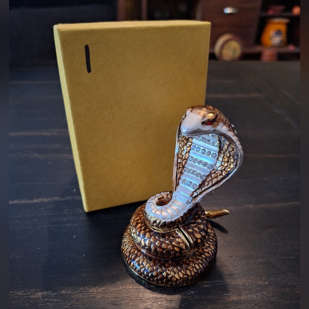 Cobra Trinket Box Tchotchke